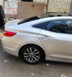 هیۆندای ازێرا